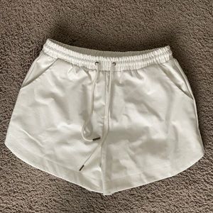White fake leather shorts with pockets!!!